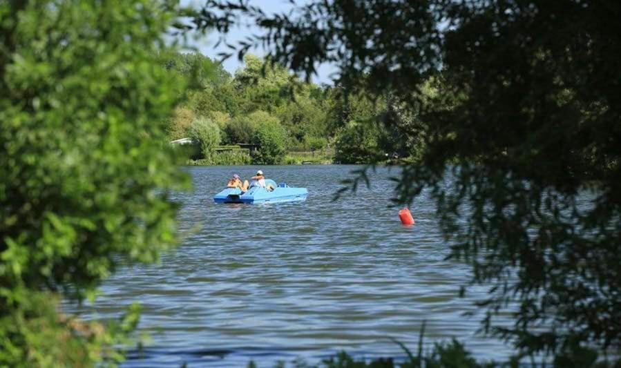 Studio Premium, A 50M Du Lac D'Ardres Avec Terrasse Exterior photo